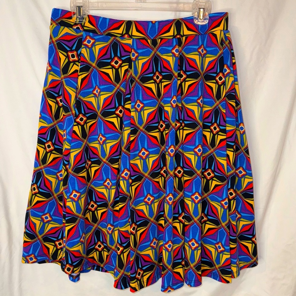 Lularoe Large Madison Pleated Pockets Geometric Pattern Blue Multi Color Skirt